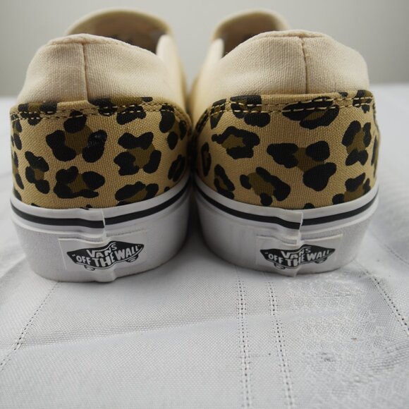 Vans Slip On Shoes Womens Size 11 Leopard Print Canvas Classic Skate Sneakers - Picture 4 of 9